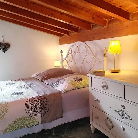 Casa Oreggi Tavole